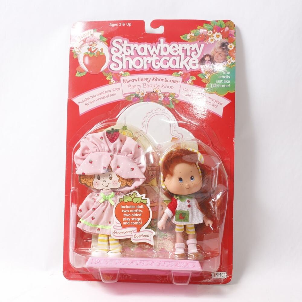 1991 Strawberry Shortcake Berry Beauty Shop Doll and Play Stage ~ 260507-WH 1305
